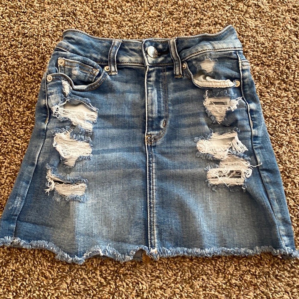 cute denim mini skirt